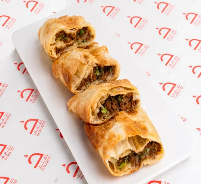 لحمة بالجبنة